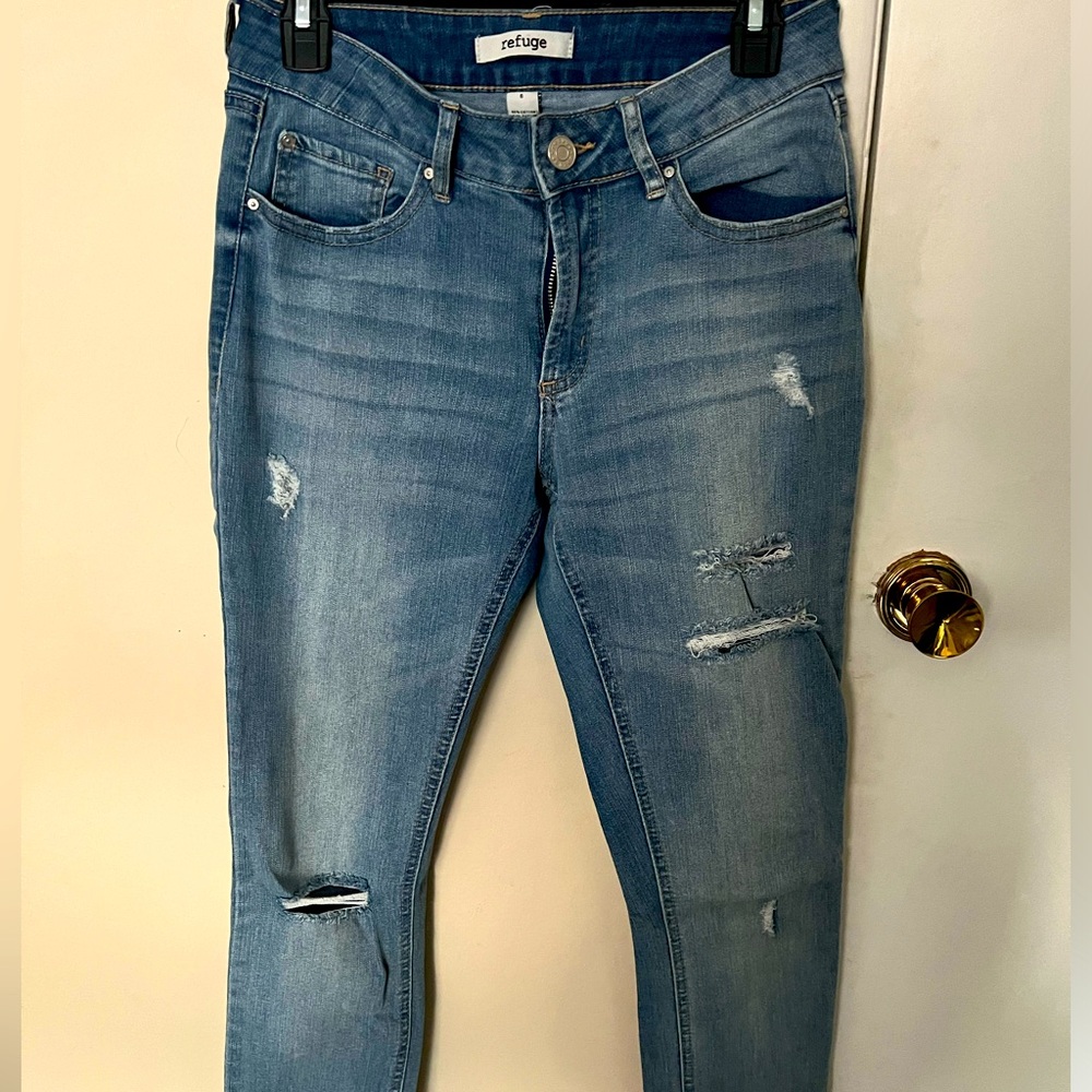 Refuge Straight skinny Sz 6